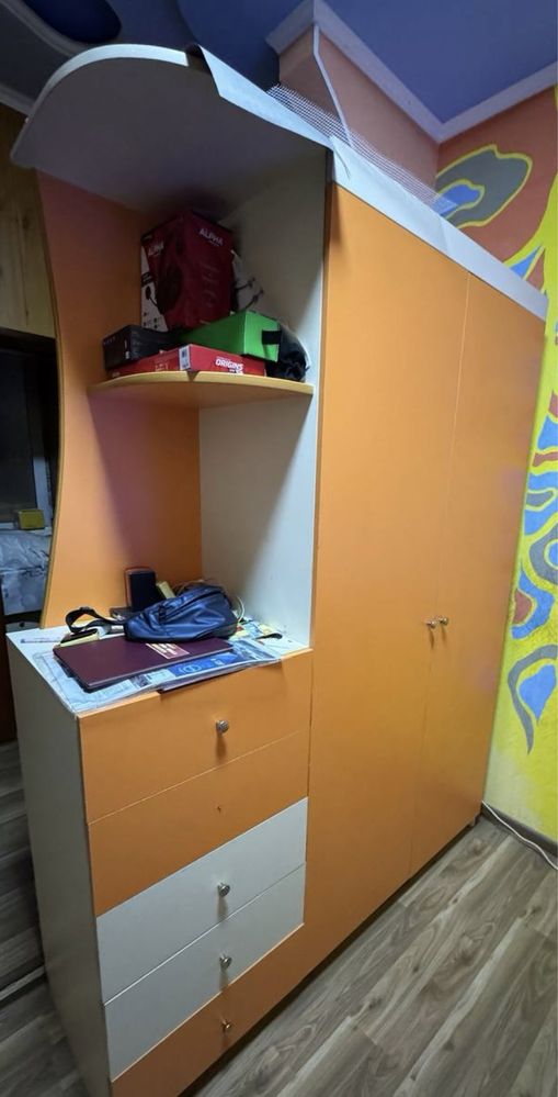 Продаю свою детскую мебель