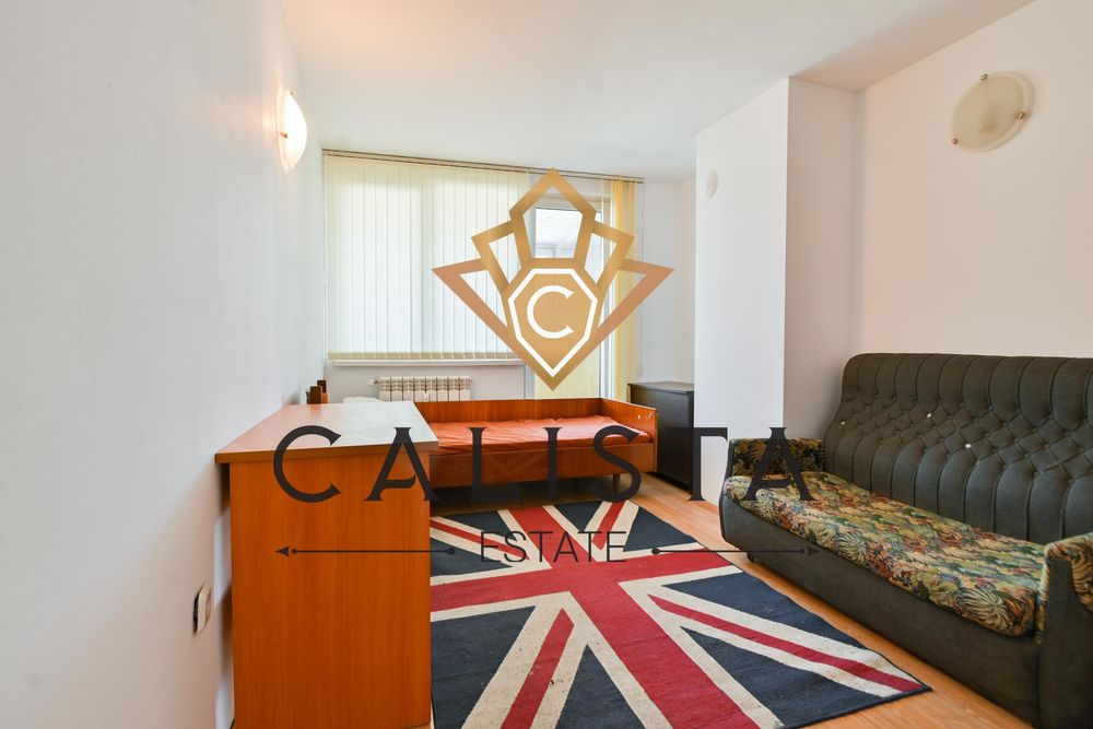 Дава се под наем Тристаен апартамент в София, Студентски град - 130 кв.м за 700 € - Снимка #2