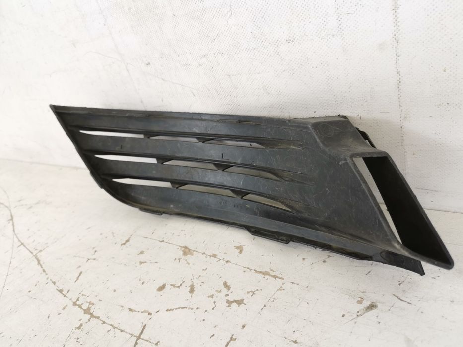 Решетка Предна Броня Дясна Рено Меган 4 / Renault Megane 4 Оригинална