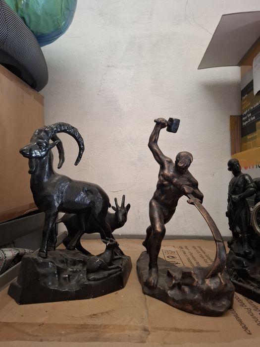 продам статуэтку