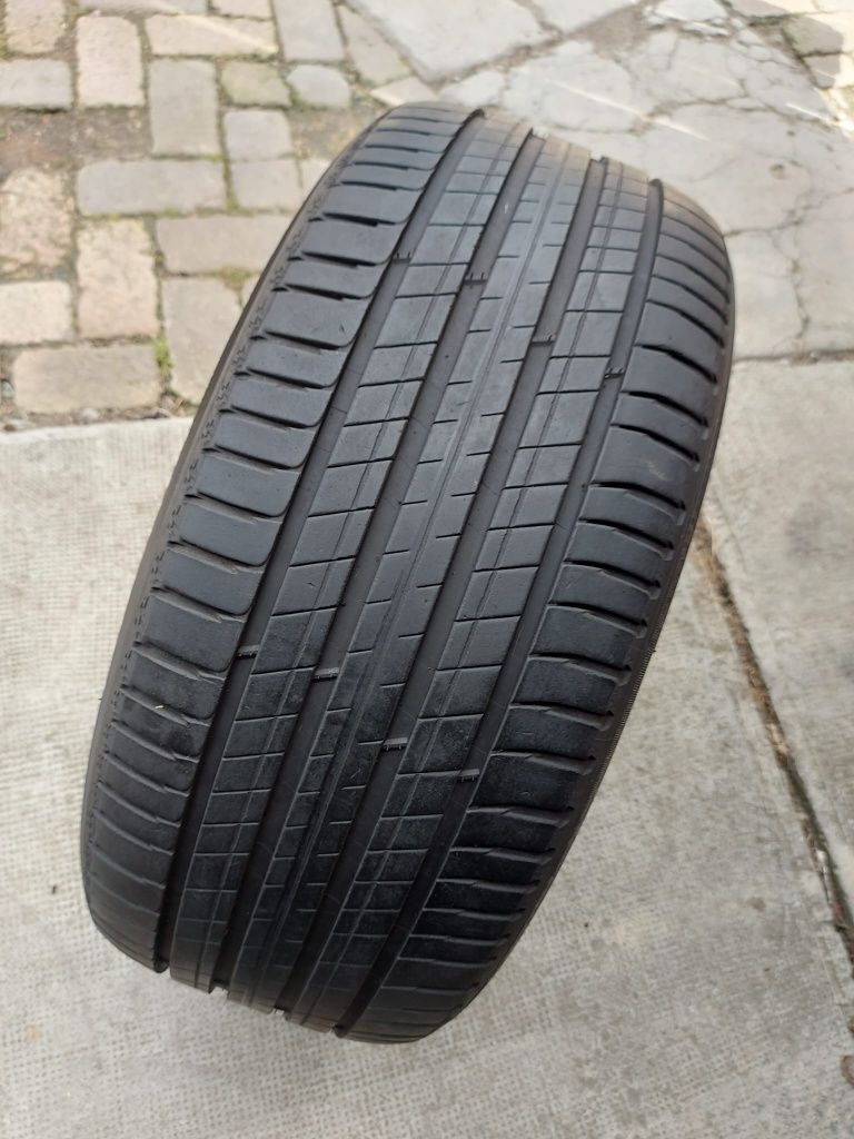 O bucată 275 50/45 R20 vară - una Continental Pirelli Bridgestone Mich