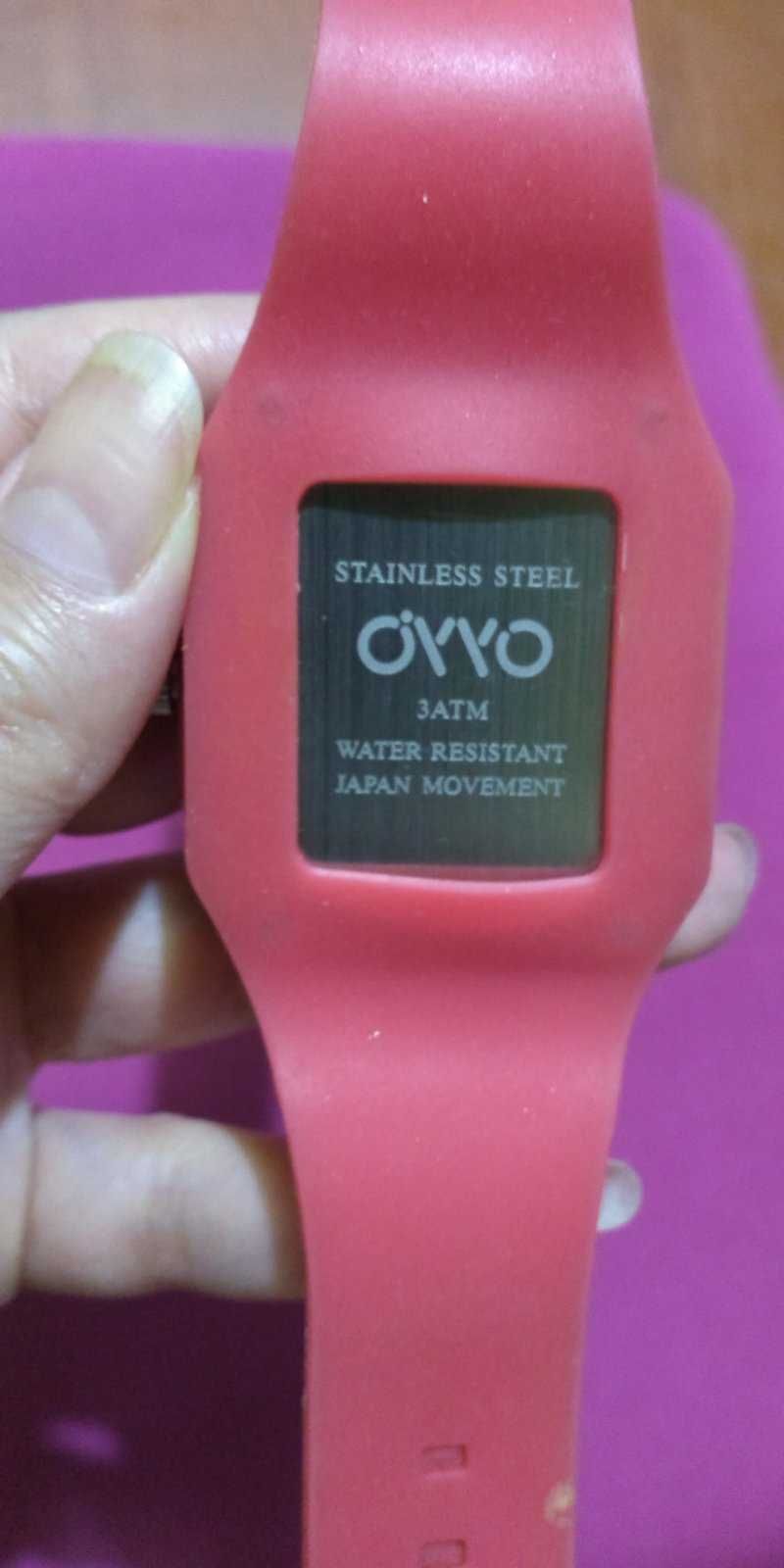 Ceas OYYO Waterproof de dama cu husa de silicon rezistent la apa