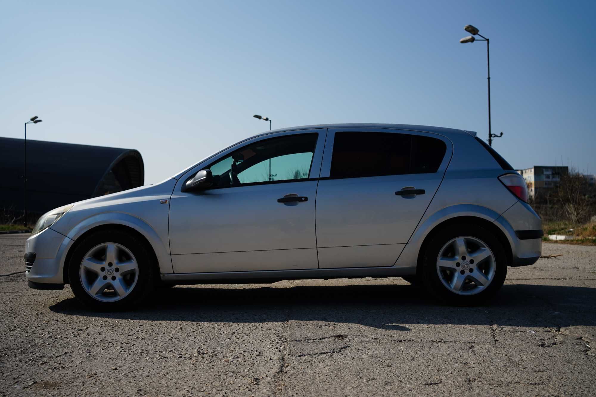 Opel Astra H 1.7 DTL