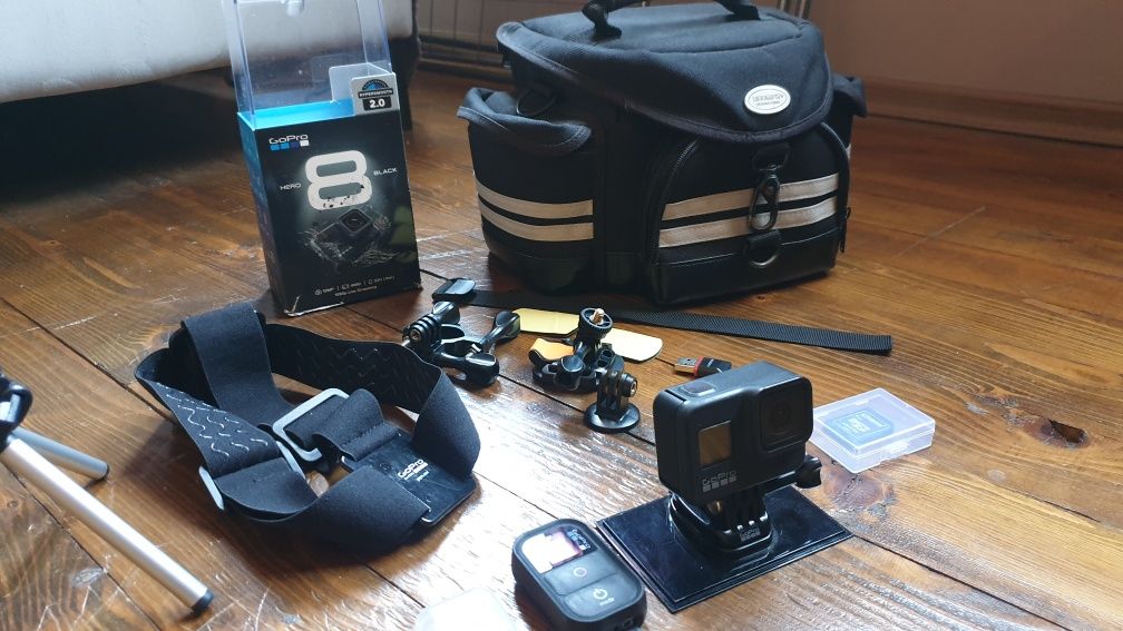 Намалено!!! GoPro 8 Black + Дистанционно, Чанта и Аксесоари