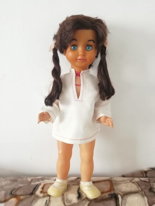 Papusa Aradeanca (de colectie)