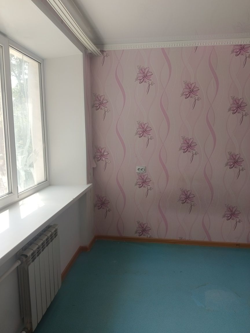 Продам 2-х комнатную квартиру по адресу 2 мкр,15 дом 3 этаж.