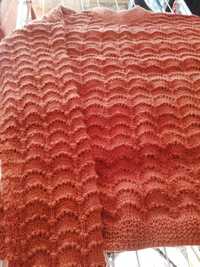 Вълнен ръчно плетен пуловер