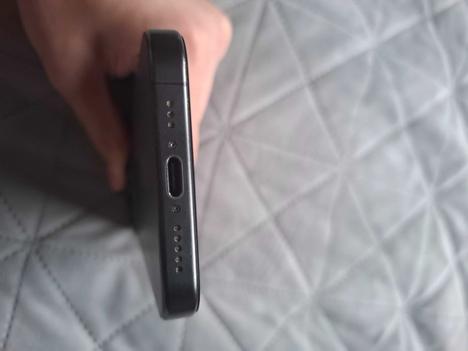 IPHONE 15 PRO 512GB 91% като нов отключен към всички оператори