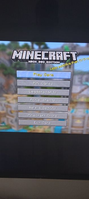 Xbox 360 slim + 2 controlere