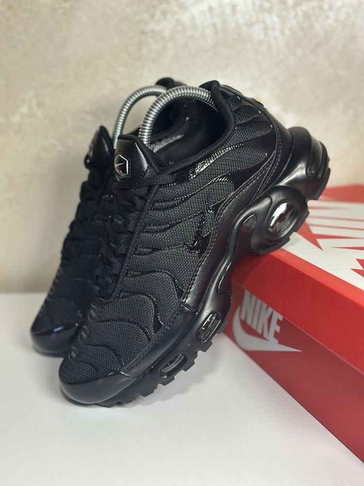 Мъжки маратонки Nike Air Max TN Plus Black Черни