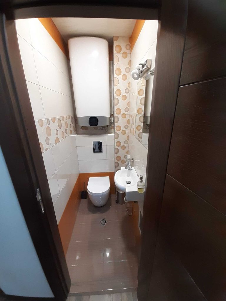 Продава се Тристаен апартамент в Сливен, Младост - 80 кв.м за 1663 €/кв.м - Снимка #15