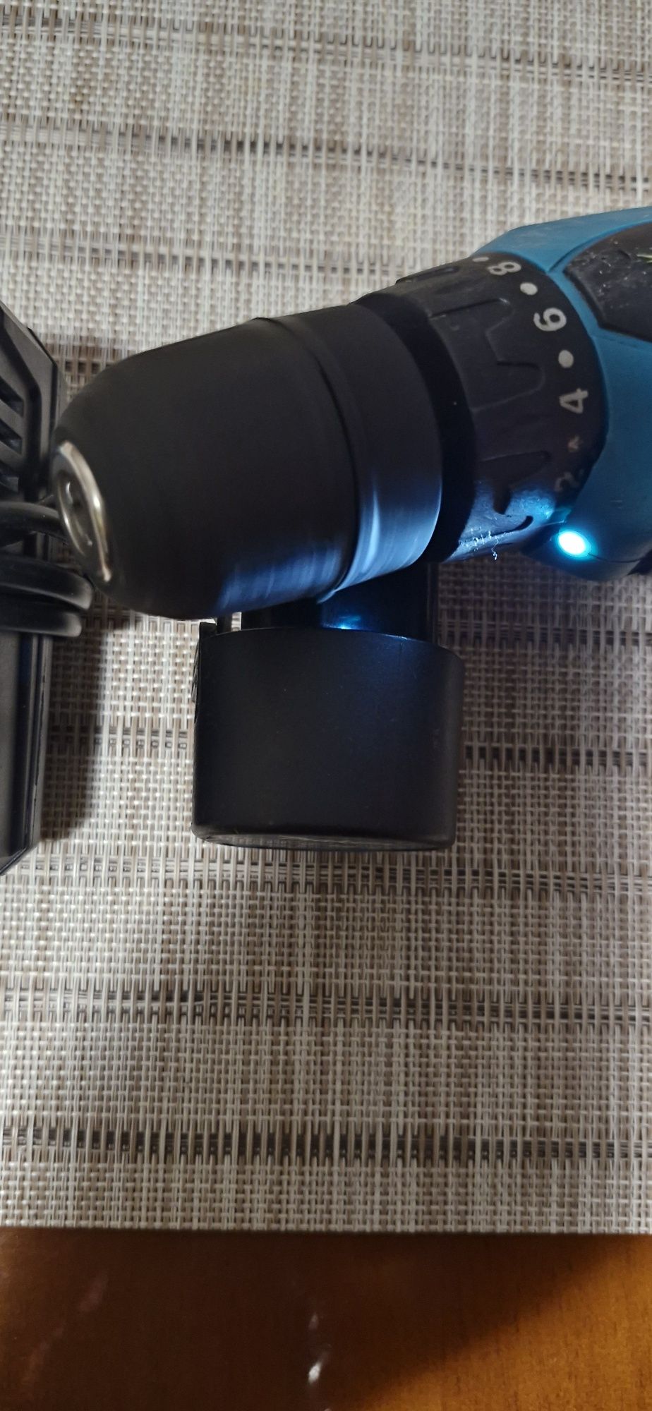 Продавам винтоверт Makita,18v.