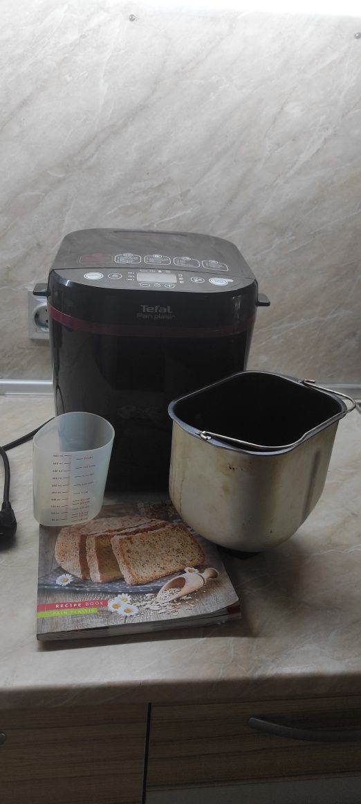 Хлебопекарна Tefal