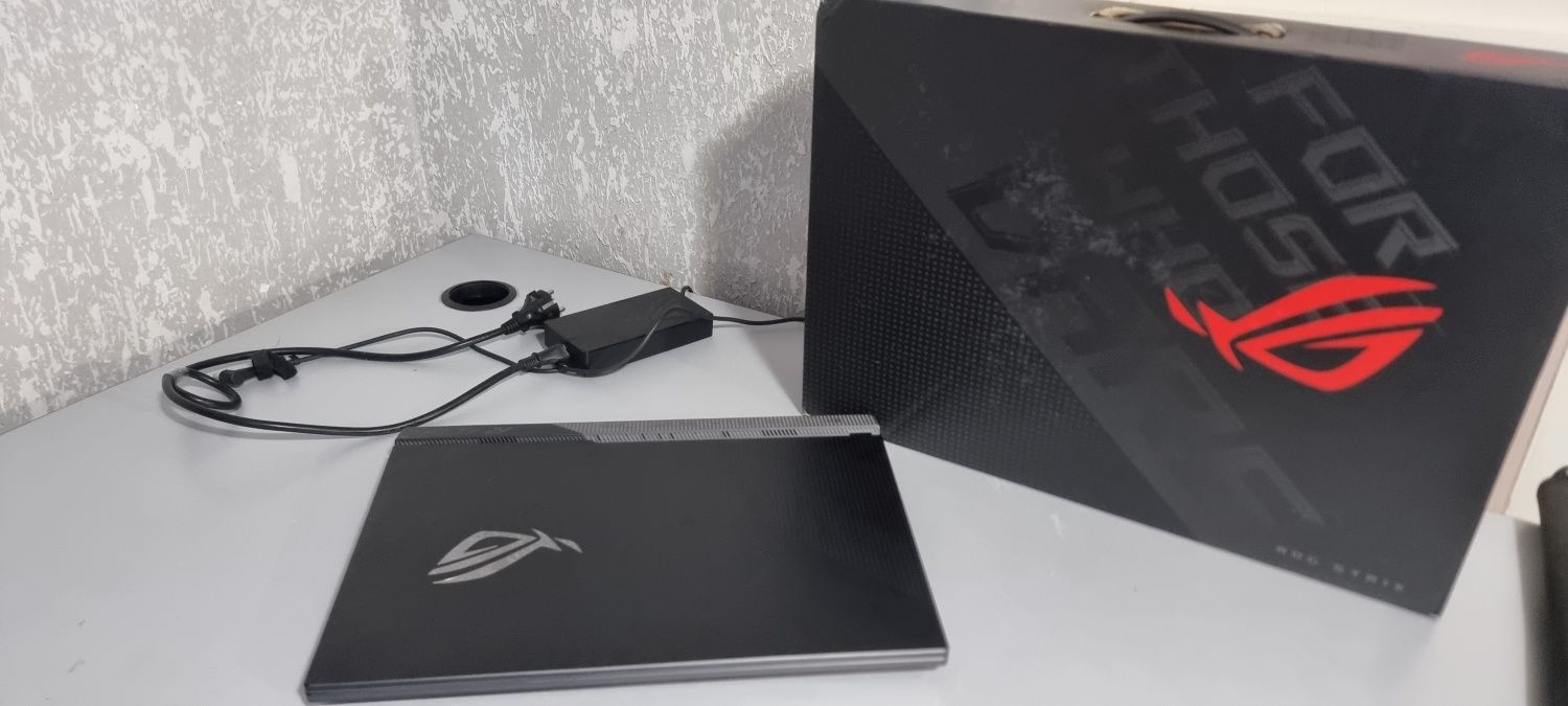 Asus rog strix g513