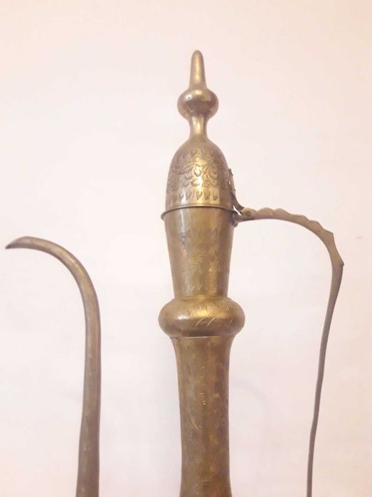 Carafa cu capac din alama gravat manual