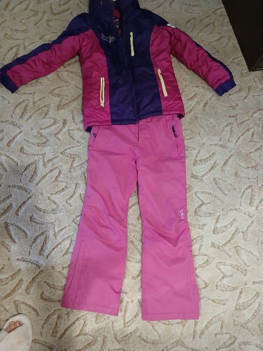 Costum ski fetiță mărimea 156/152.