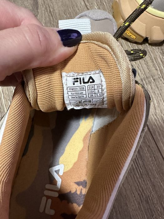 Маратонки FILA 39 номер