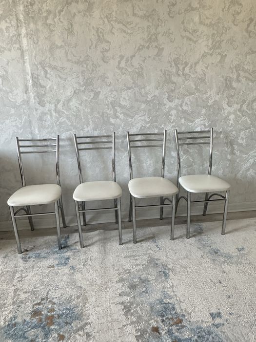 Продается стулья