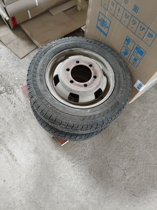 Шины с дисками состояние хорошее
