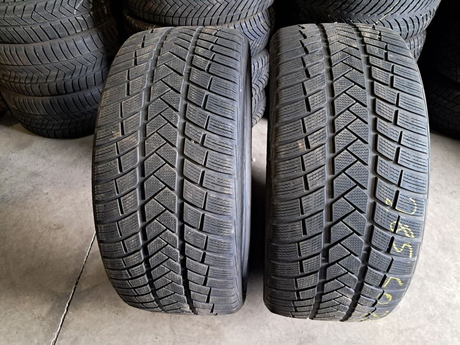 Anvelope second iarna 285 40 R22 Vredestein