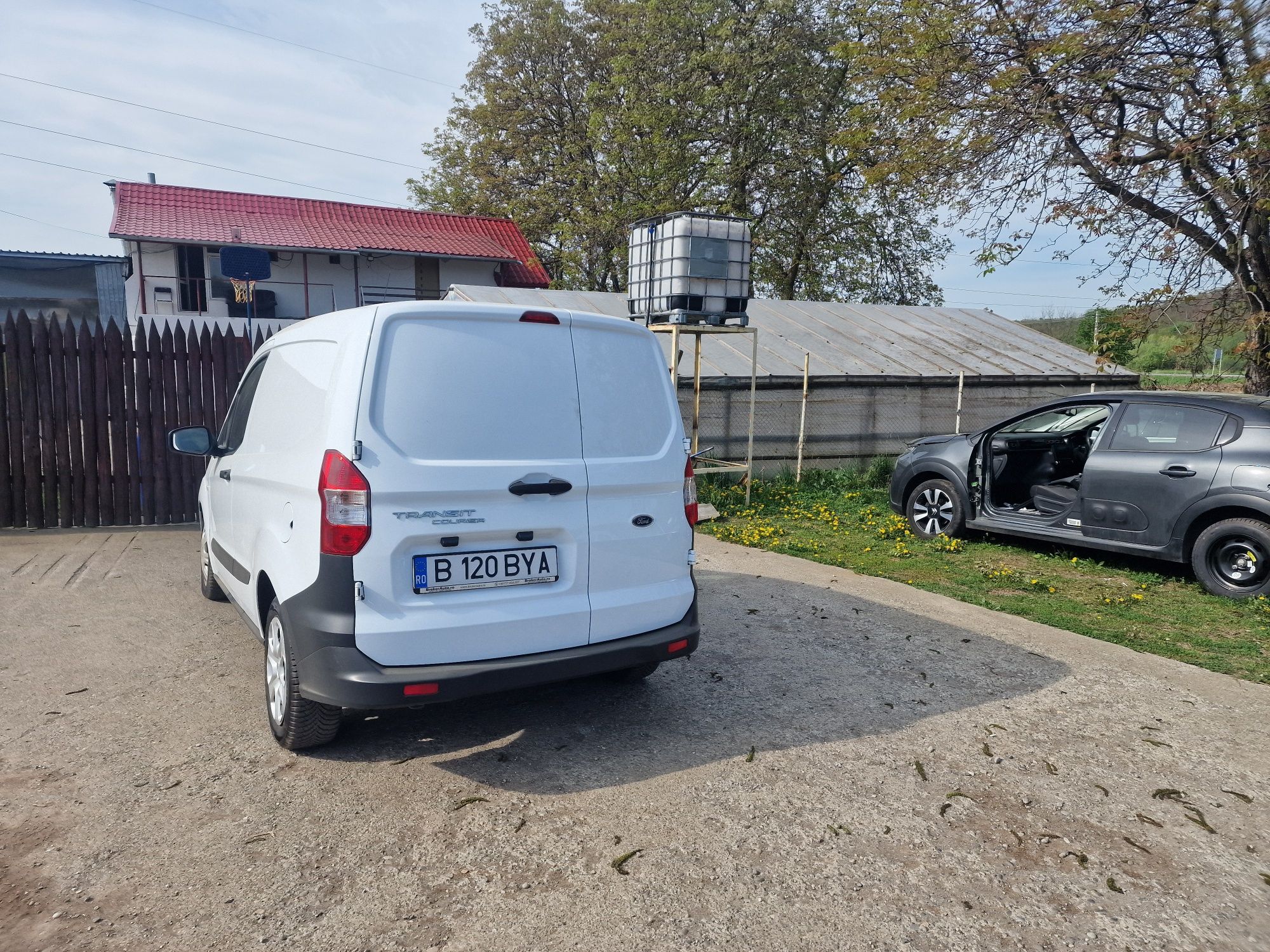 Vand Ford Courier 1.5 diesel 2021