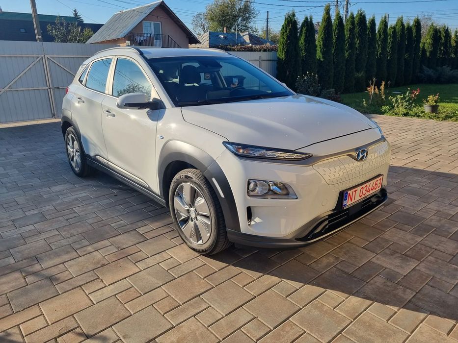 Hyundai KONA Impecabilă tehnic și estetic !!!