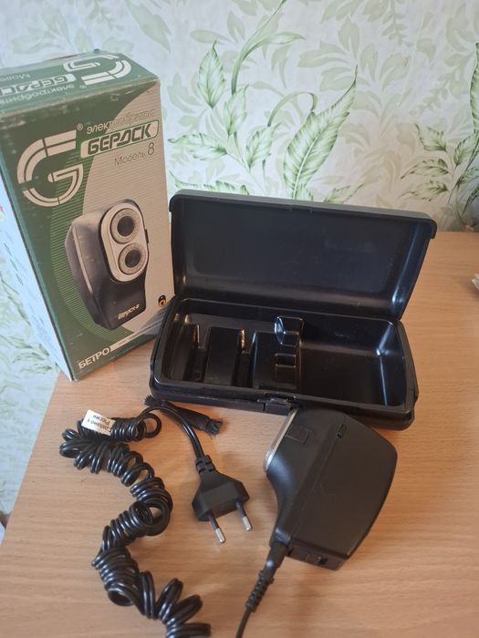 Продам электронную бритву