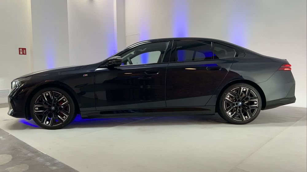 Bmw i5 eDrive full