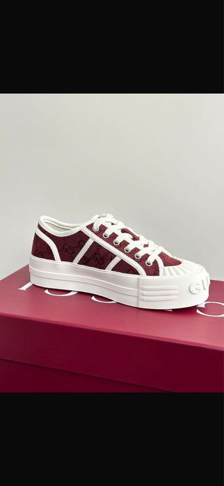 Налични Дамски кецове