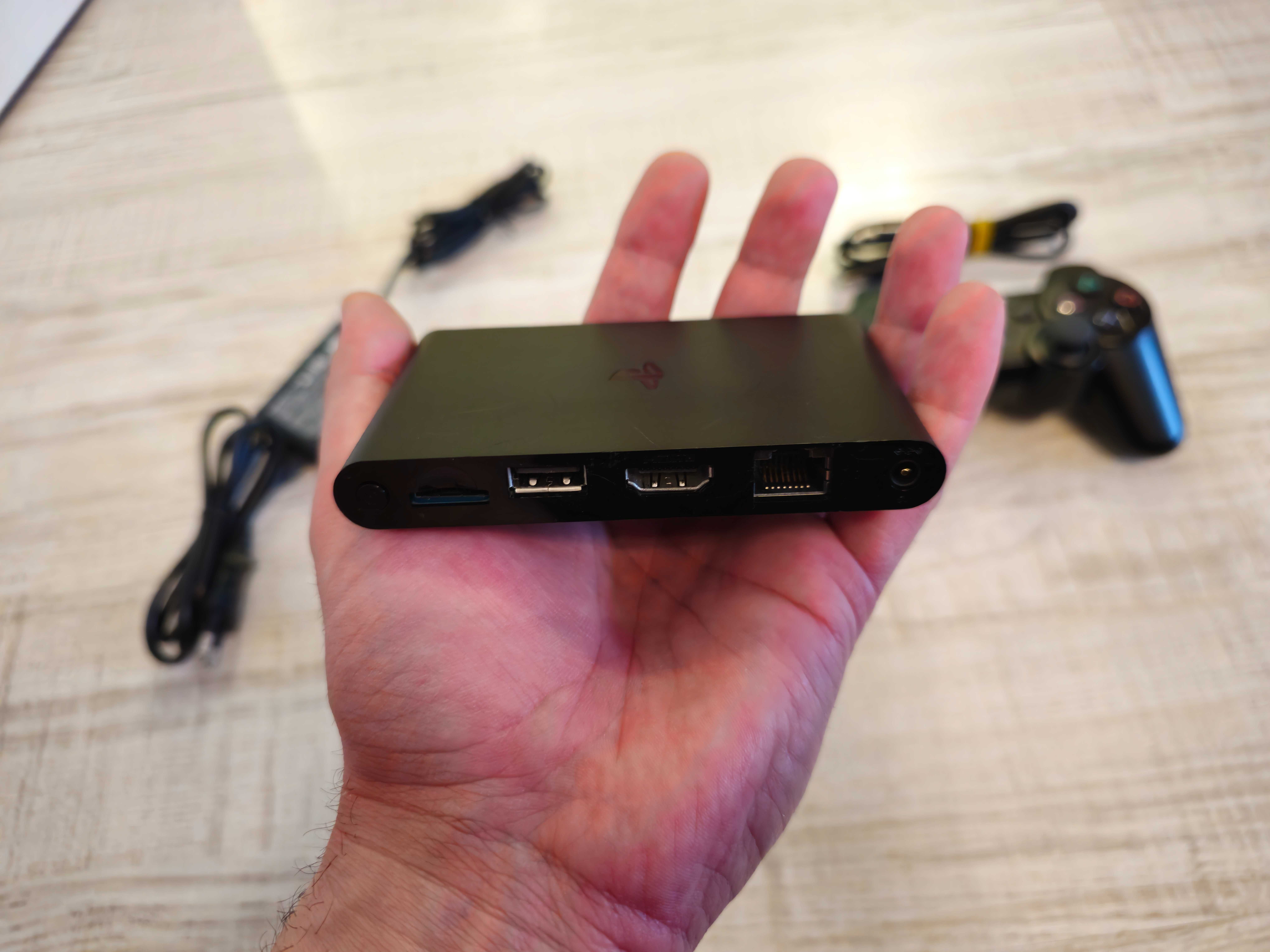 PlayStation Vita - TV Model VTE-1016