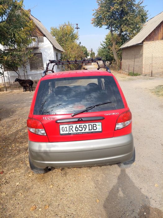 Матиз красного цвета