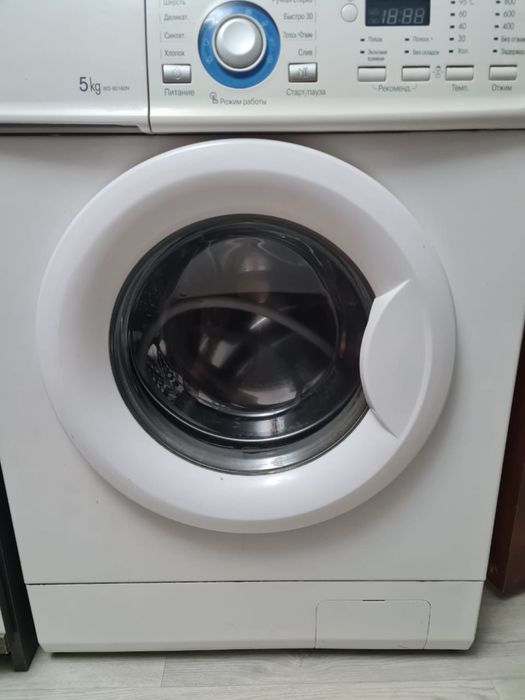 Продам стиральную машину