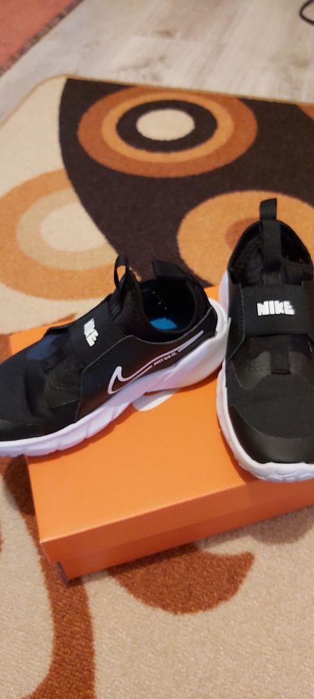 Оригинални марaтонки Nike 31