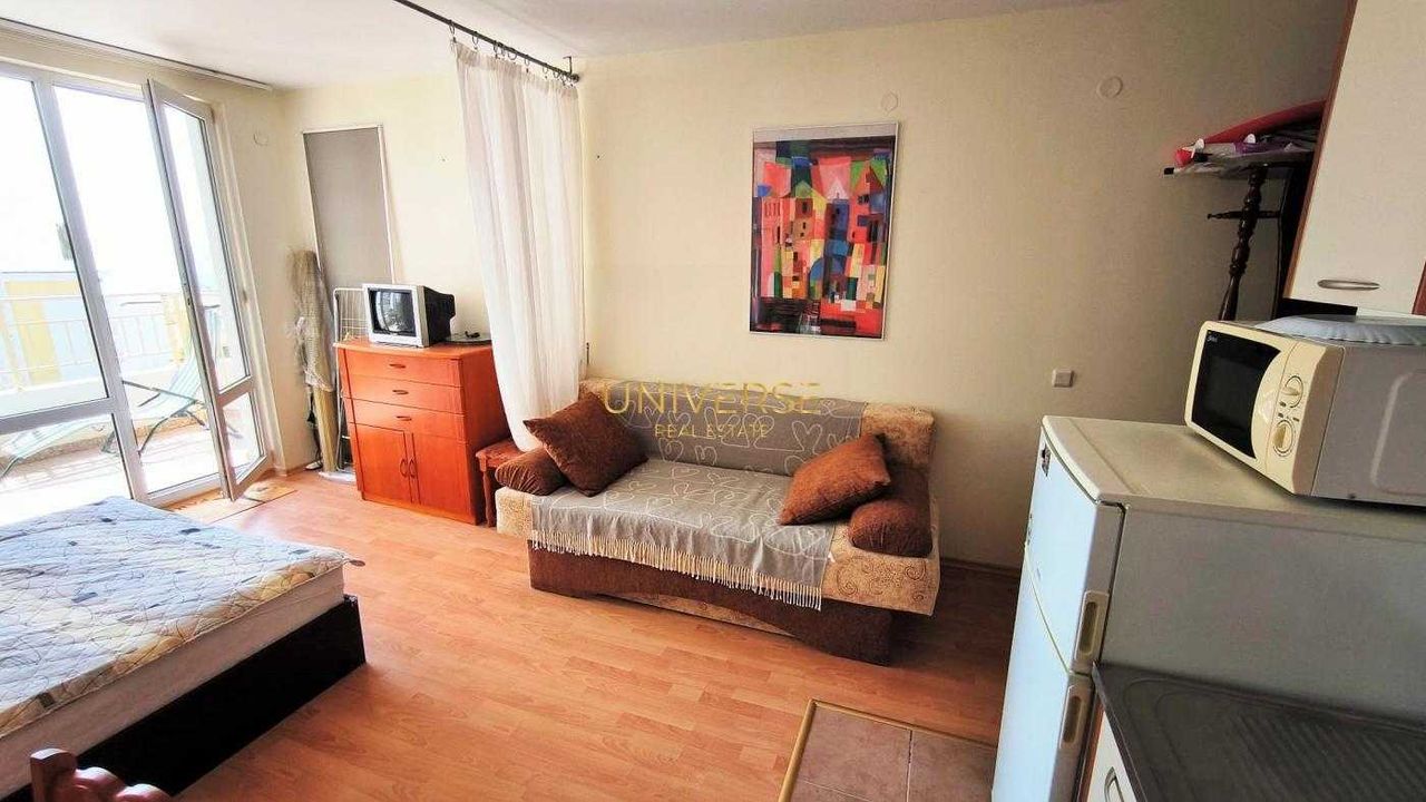 Продава се Едностаен апартамент в Свети Влас - 45 кв.м за 1156 €/кв.м - Снимка #2