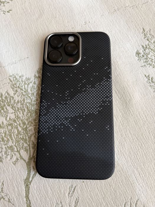 Iphone 16 pro max  256 в отличном  состоянии