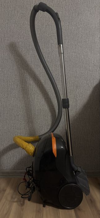 Продаю пылесос Thomas Aquabox Compact