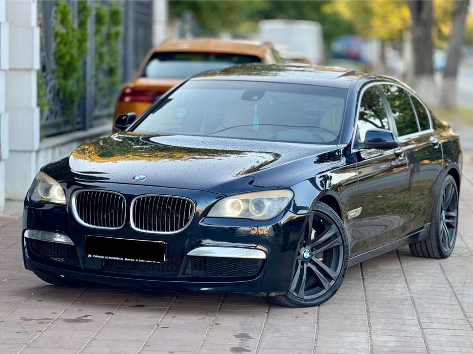 Bmw seria 7 xdrive / M-pachet / 3.0 d / 4 butoane / 2011