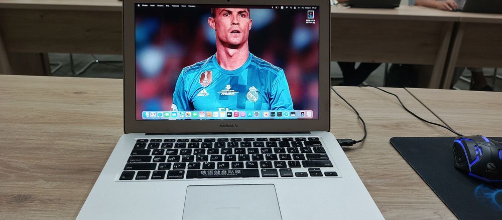 Модель : MacBook Air 13
Версия: macOs 12.7.6
Серийный номер C1MTL9GPH3