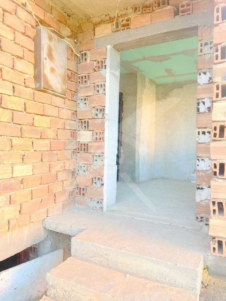Продава се Къща в Костинброд - 349 кв.м за 373 €/кв.м - Снимка #8