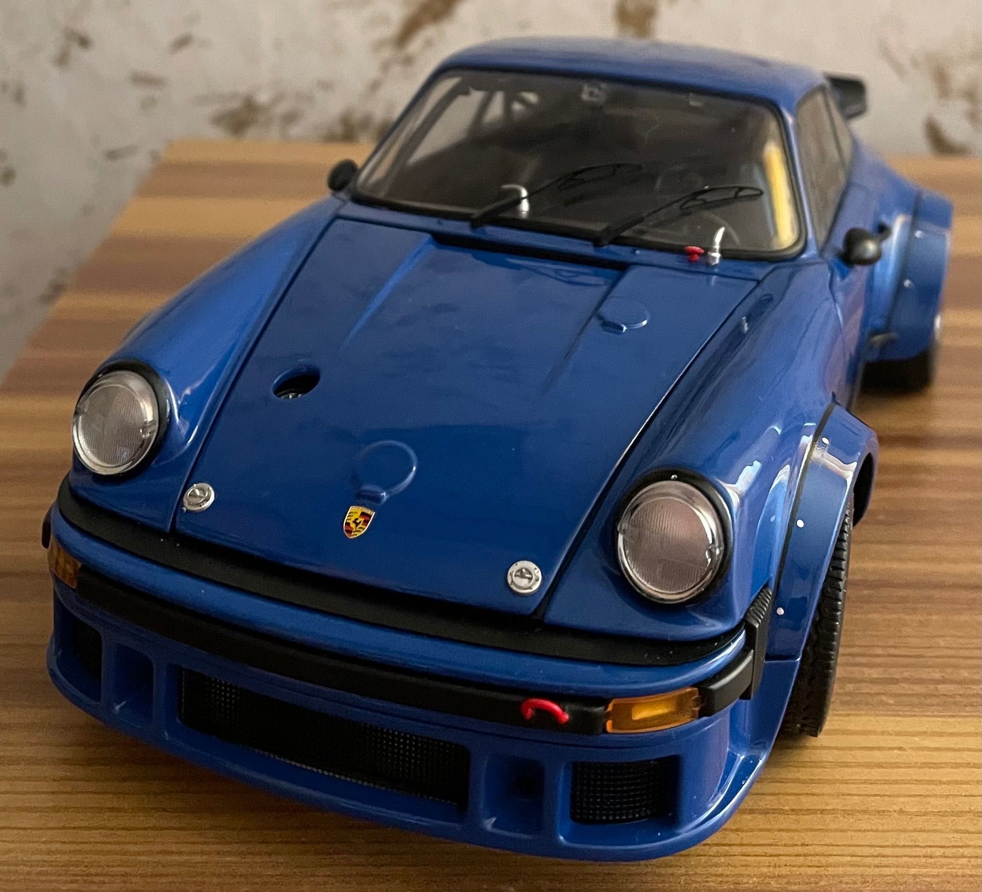 Porsche 934 RSR Schuco Мащаб 1:18