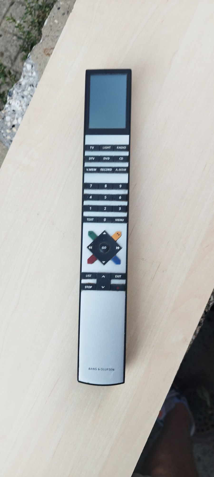Bang&olufsen.   Beo vision 7-40