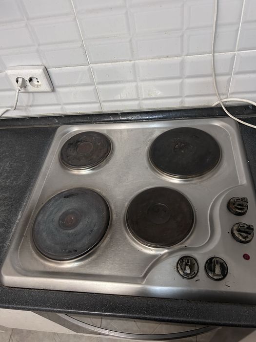 Электро плита и духовой шкаф