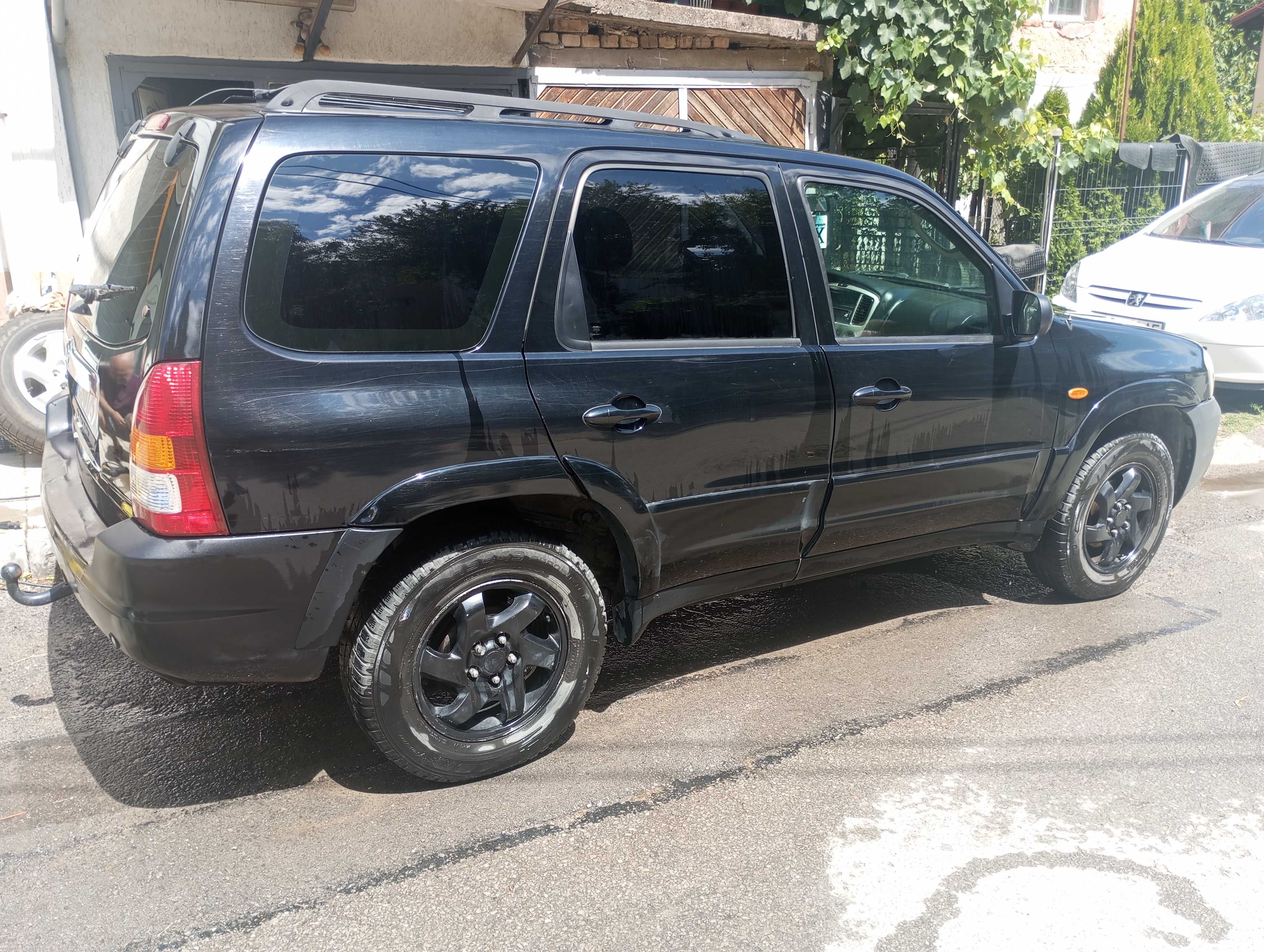 Mazda Tribute 2.0