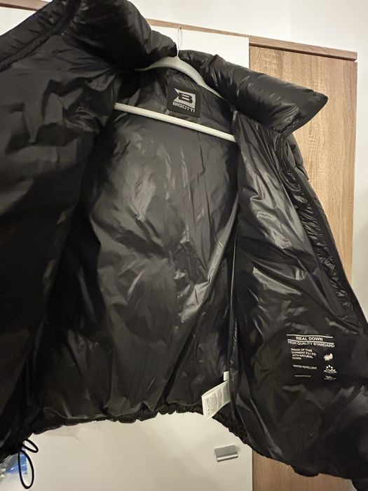 Geaca Bigotti lucioasa