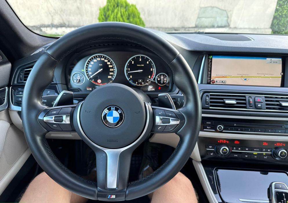 BMW Seria 5 530xd 3.0d xDrive 258CP Proprietar HeadUp SoftClose etc