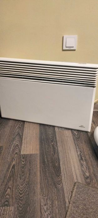 Конвекторна стенна печка