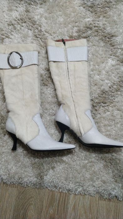 Продам сапожки новые