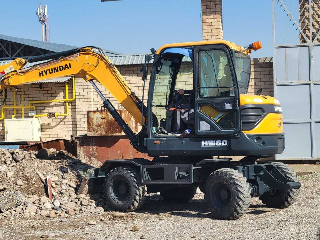 Продается экскаватор HYUNDAI HW 60