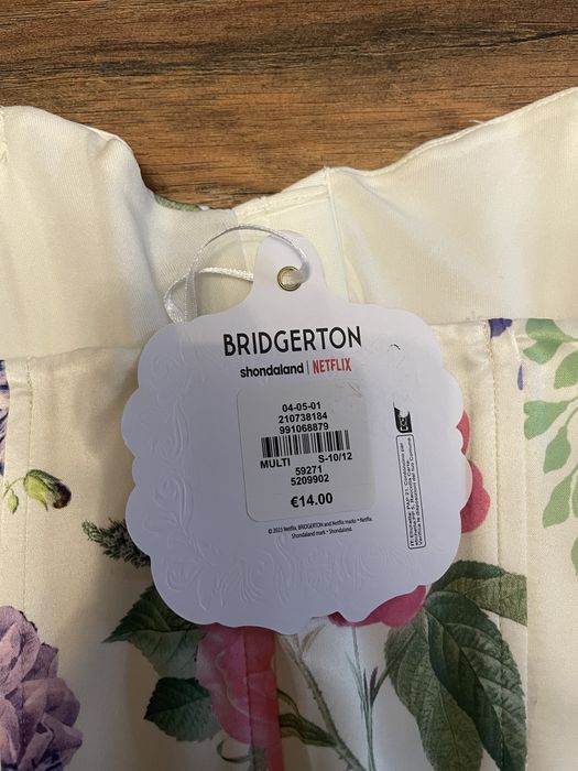 Корсет на Bridgerton