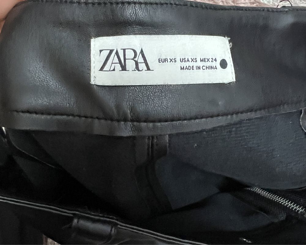 Fusta scurta piele ecologica Zara